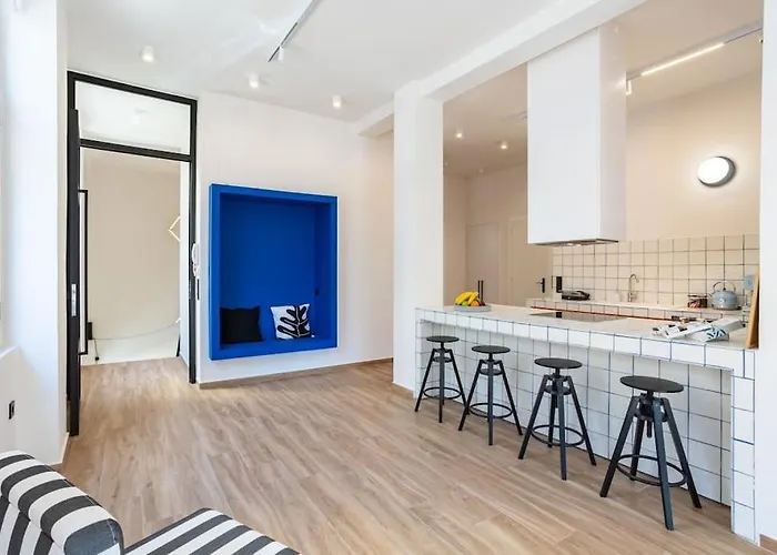 Gem - Exclusive Loft16 كالاماتا